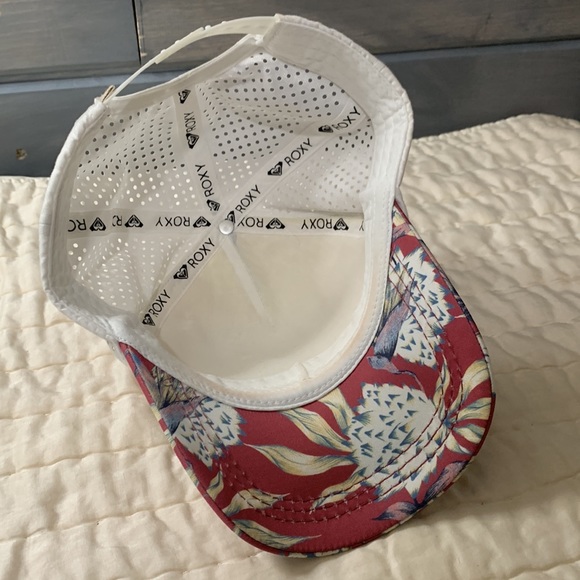 Roxy baseball cap - Picture 3 of 4